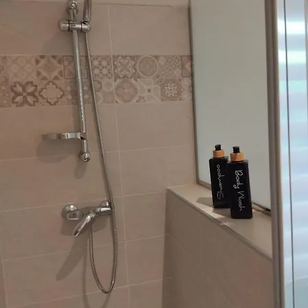 فندق مبيت وإفطار 'ngre 3*